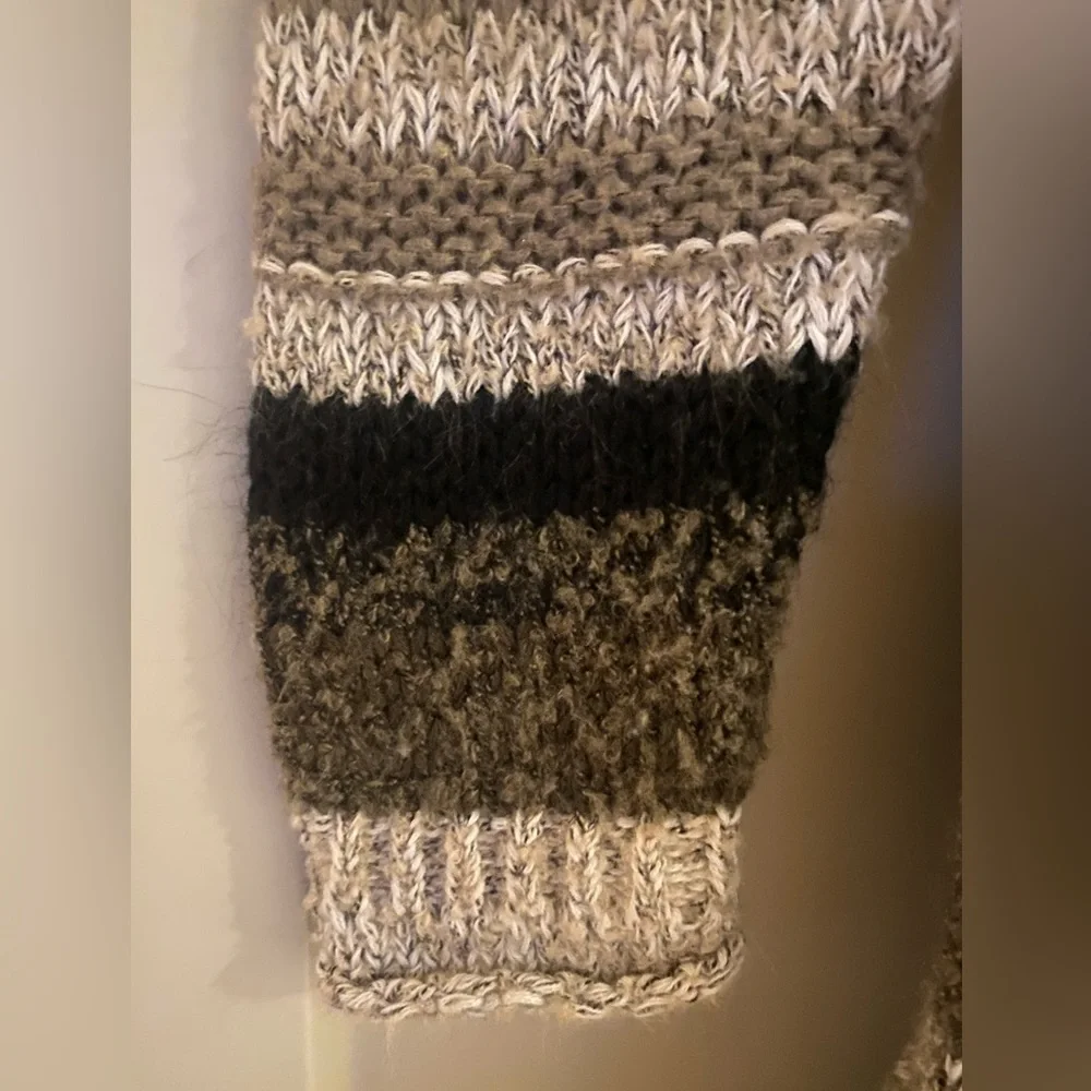 MAURICE’S women’s long cardigan - XL - Warm and classic!